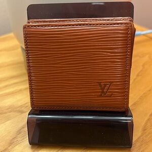 Louis Vuitton Epi Porte Moneboite coin case
